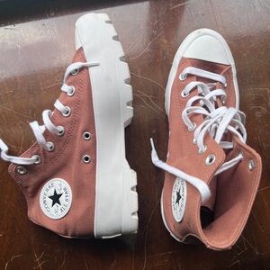 High-Top Lug Sole Converse
